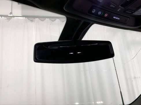 Used 2021 Chevrolet Silverado 3500 LTZ w/ LTZ Convenience Package AWD/4WD image 17