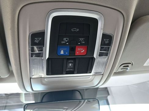 Used 2022 RAM 1500 Laramie image 32