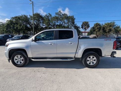 Used 2020 Chevrolet Colorado W/T w/ WT Convenience Package AWD/4WD image 6