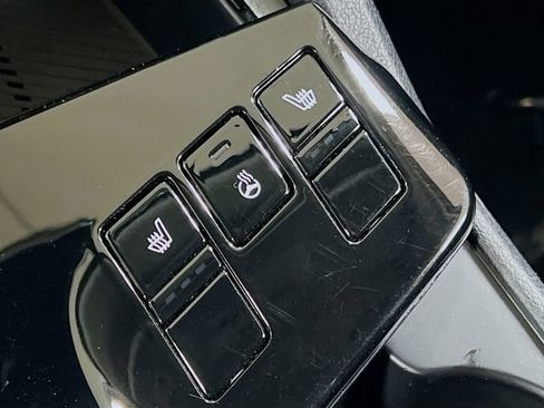 Used 2023 Kia Sportage EX image 21