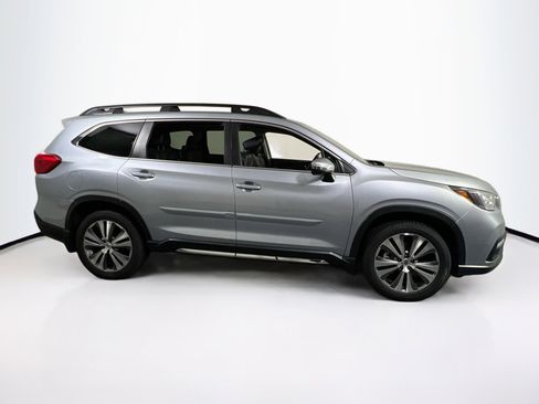 Used 2022 Subaru Ascent Limited w/ Technology Package image 4