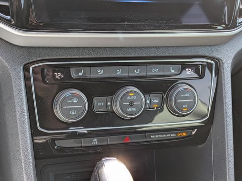 Used 2023 Volkswagen Atlas Cross Sport SE w/ Panoramic Sunroof Package FWD image 24
