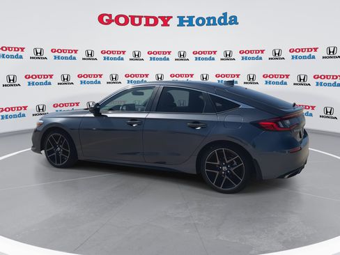 Used 2023 Honda Civic Sport Touring image 6