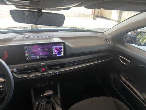 Used 2026 Kia K4 FWD image 35