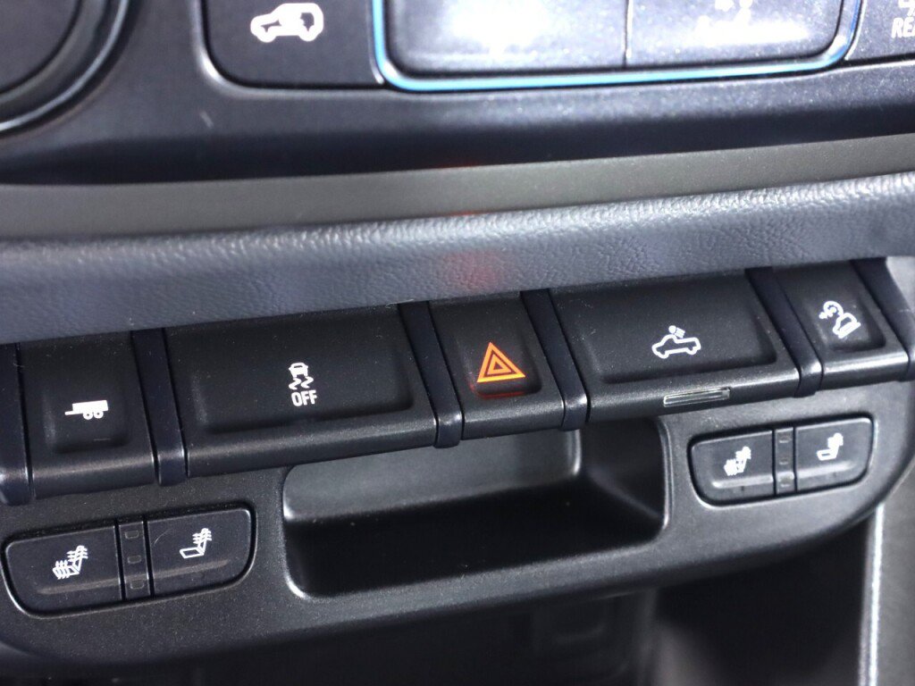 Used 2016 Chevrolet Colorado Z71 AWD/4WD image 22