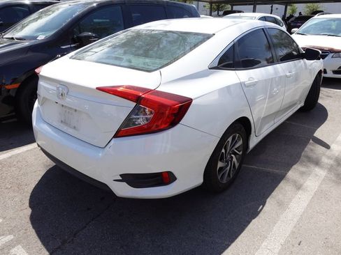 Used 2016 Honda Civic EX image 3