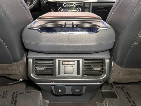 Used 2023 Ford F150 Lariat w/ Equipment Group 502A High image 31