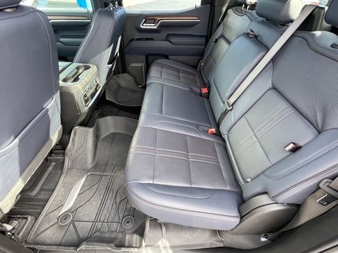 Used 2024 Chevrolet Silverado 1500 High Country w/ High Country Premium Package image 24