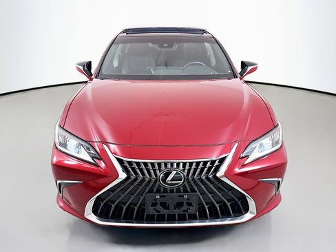 Used 2022 Lexus ES 350 w/ Premium Package FWD image 2