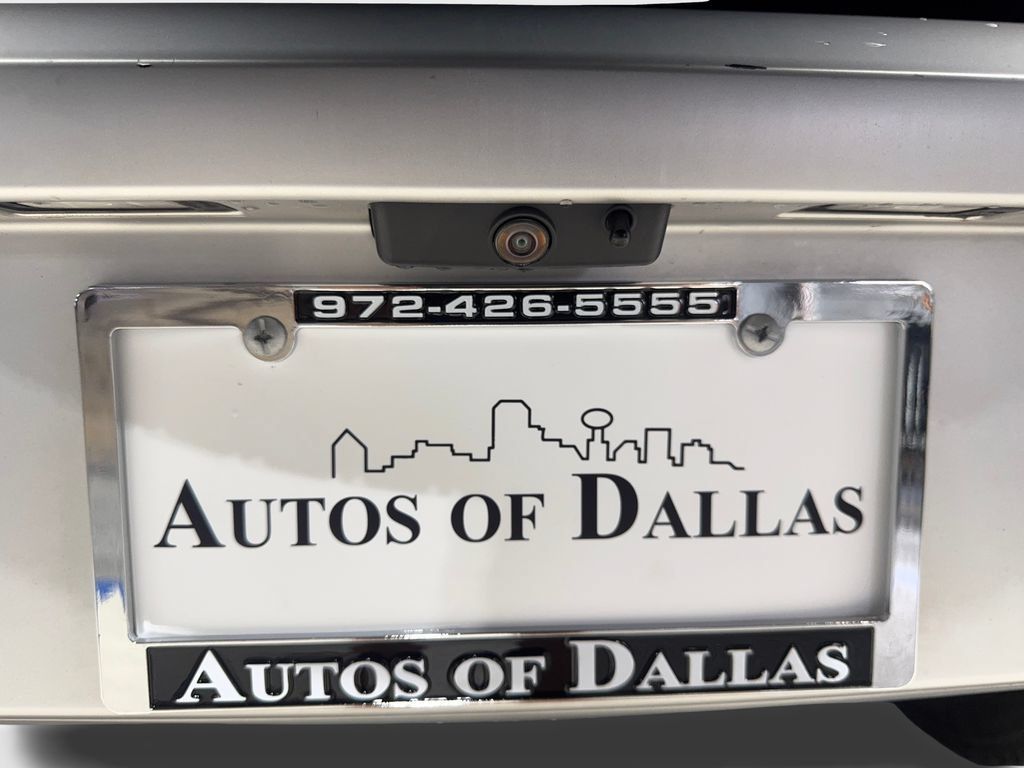 Used 2023 Land Rover Defender 110 SE AWD/4WD image 24