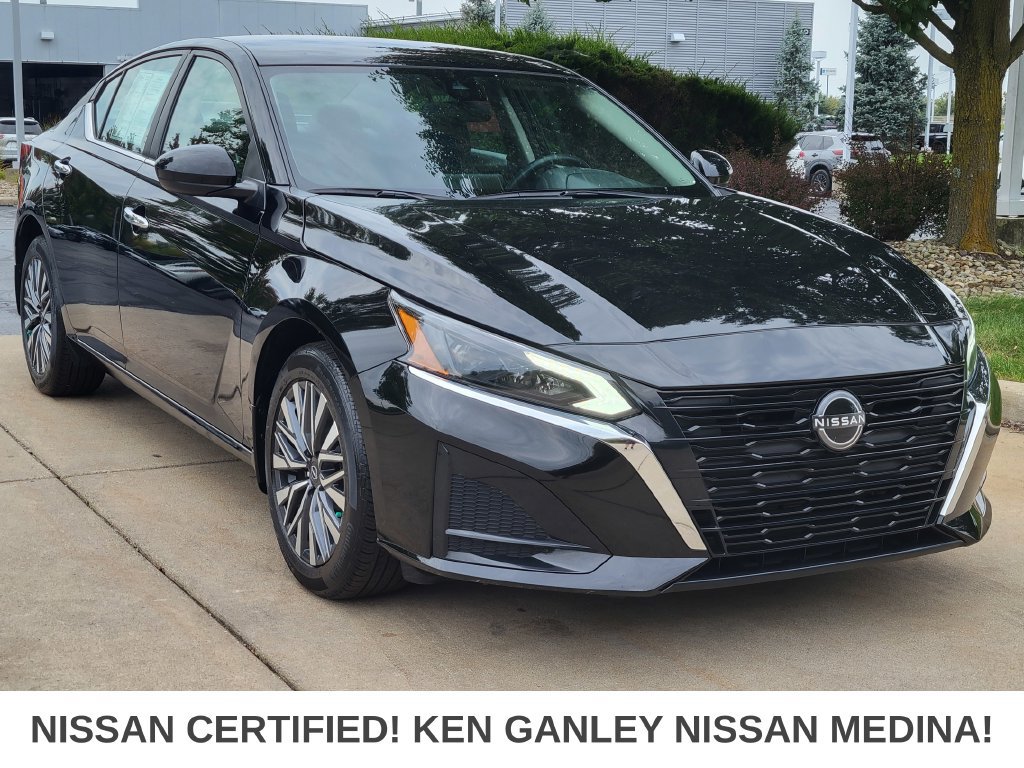 Certified 2023 Nissan Altima 2.5 SV AWD/4WD image 1