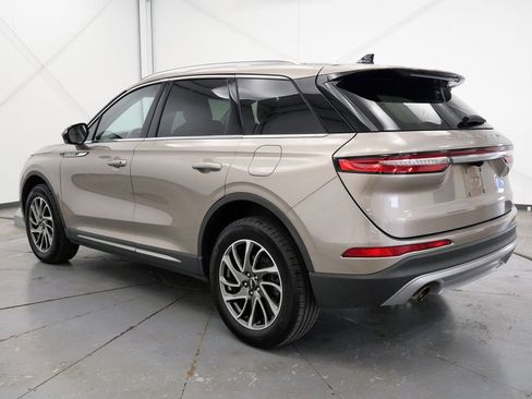 Used 2021 Lincoln Corsair AWD w/ Equipment Group 101A image 5