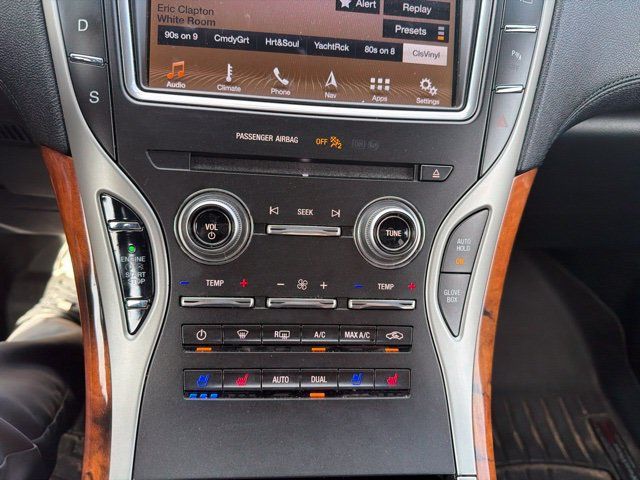 Used 2019 Lincoln Nautilus Reserve FWD image 13