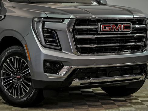 New 2026 GMC Yukon Elevation w/ Elevation Premium Package AWD/4WD image 2