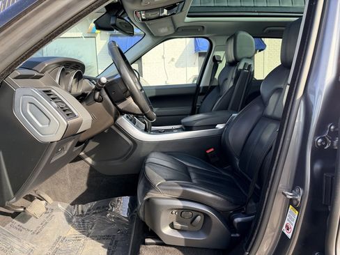 Used 2015 Land Rover Range Rover Sport SE image 10