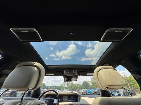Used 2015 Mercedes-Benz S 550 Sedan image 22