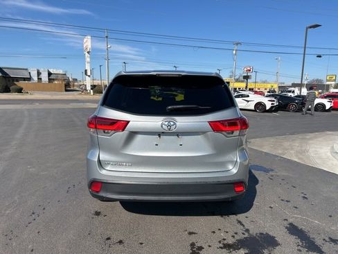 Used 2019 Toyota Highlander LE image 7
