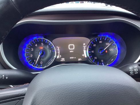 Used 2020 Chrysler Pacifica Touring-L w/ Advanced Safetytec Group image 20