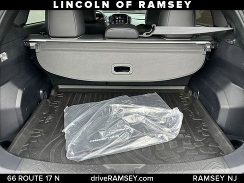 Used 2025 Subaru Crosstrek 2.5i Limited AWD/4WD image 16