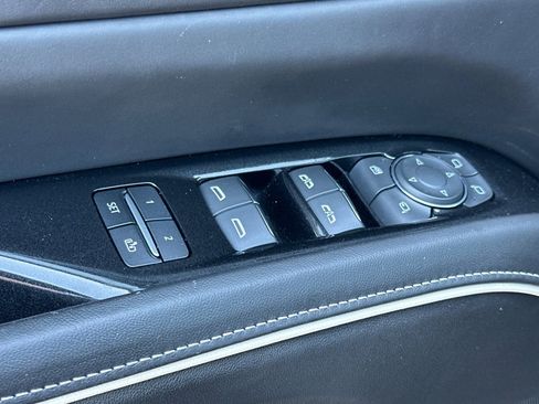 Certified 2024 Cadillac Escalade Sport Platinum image 12