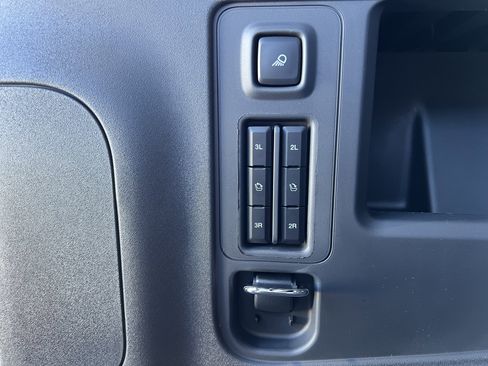 New 2025 Ford Expedition Platinum w/ Stealth Appearance Package image 68