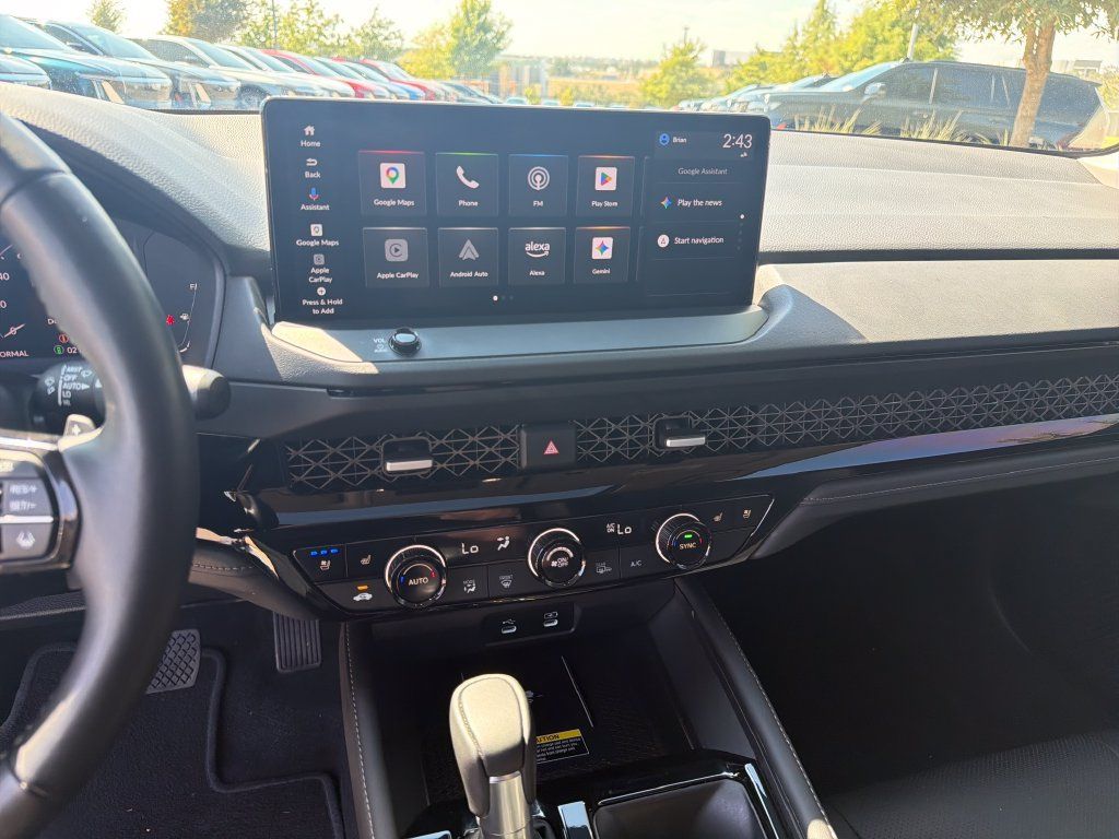 Used 2025 Honda Accord Touring image 22