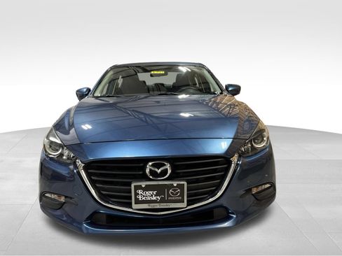 Used 2017 MAZDA MAZDA3 Sport w/ Preferred Equipment Package FWD image 2