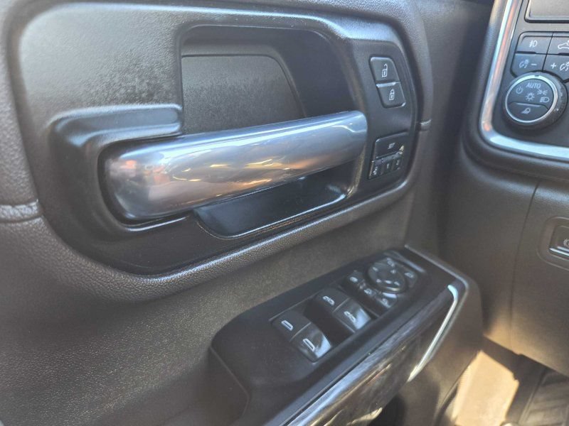 Used 2022 Chevrolet Silverado 3500 LTZ w/ Gooseneck/5TH Wheel Package RWD image 20
