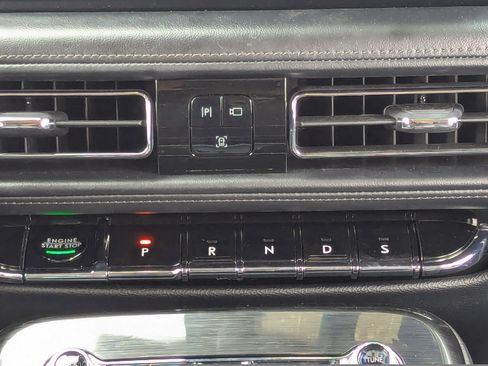 Used 2021 Lincoln Nautilus Reserve image 21