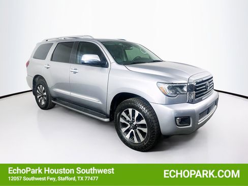 Used 2018 Toyota Sequoia Limited w/ Safety & Convenience Package AWD/4WD image 1