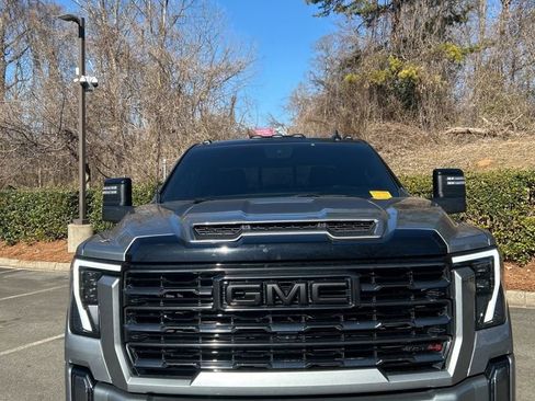 Used 2024 GMC Sierra 2500 AT4 w/ AT4 Premium Plus Package image 7