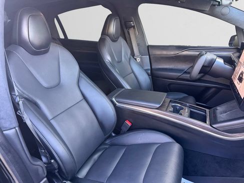 Used 2022 Tesla Model X AWD/4WD image 11