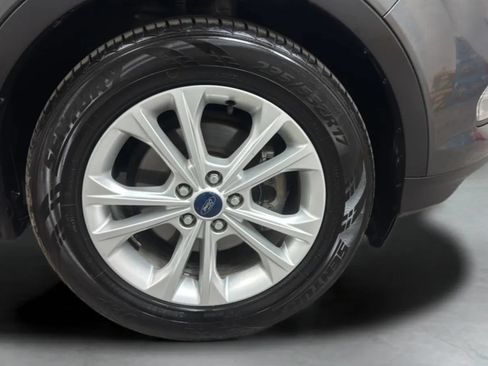 Used 2018 Ford Escape SE FWD image 24