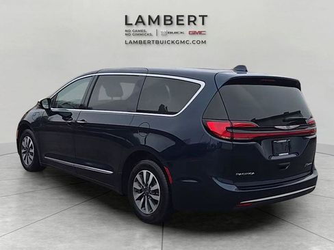 Used 2022 Chrysler Pacifica Limited image 8