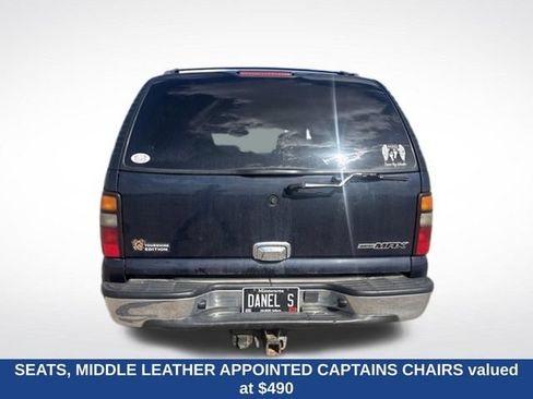 Used 2005 GMC Yukon SLT w/ SLT Preferred Equipment Group AWD/4WD image 8