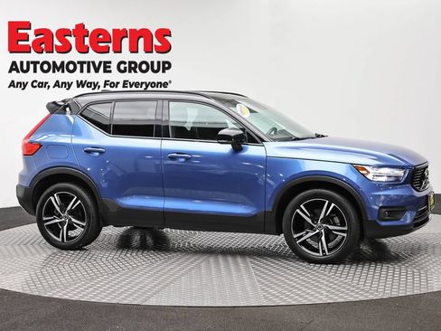 Used 2020 Volvo XC40 T5 R-Design AWD/4WD image 4