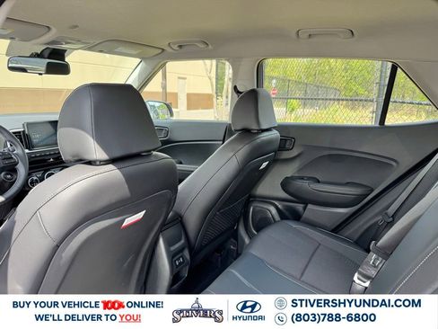 Certified 2025 Hyundai Venue Limited image 21