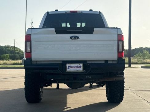 Used 2022 Ford F250 Lariat w/ Lariat Ultimate Package AWD/4WD image 8