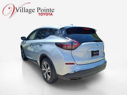 Used 2019 Nissan Murano S w/ Cargo Package AWD/4WD image 2