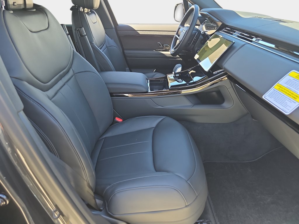 New 2027 Land Rover Range Rover Sport Dynamic SE AWD/4WD image 10