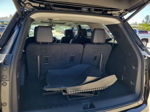 Used 2018 Chevrolet Traverse Premier w/ Redline Edition AWD/4WD image 7