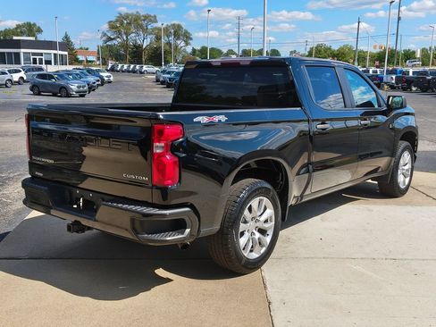 Used 2021 Chevrolet Silverado 1500 Custom AWD/4WD image 15