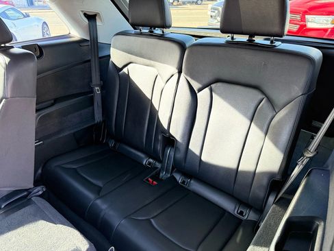 Used 2018 Audi Q7 3.0T Prestige w/ Prestige Package image 18