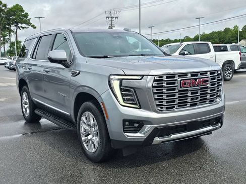 Certified 2025 GMC Yukon Denali AWD/4WD image 7