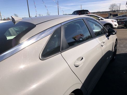 Used 2023 Kia K5 GT-Line image 6