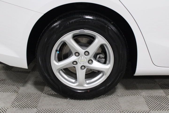 Used 2017 Chevrolet Malibu LS FWD image 36