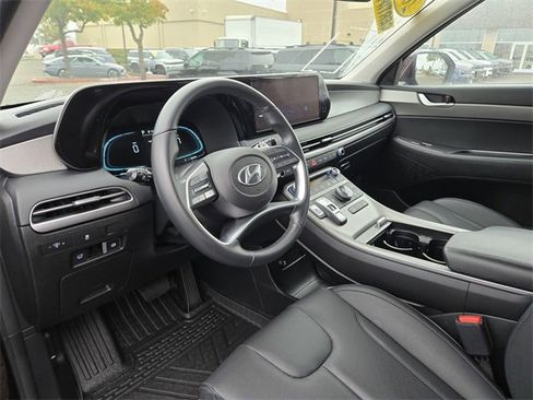 Certified 2024 Hyundai Palisade SEL image 14