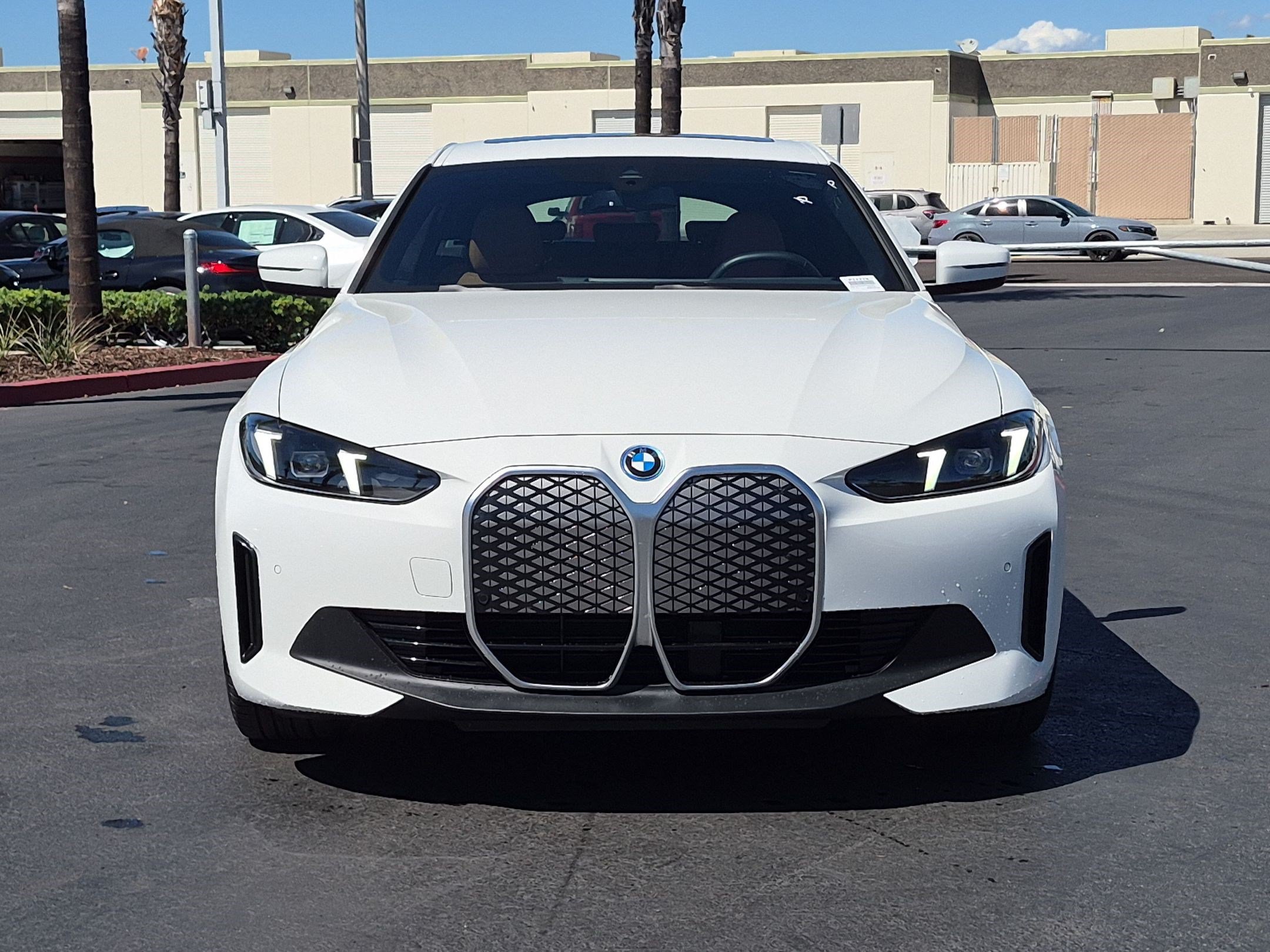 Certified 2025 BMW i4 eDrive40 w/ M Sport Package RWD image 3