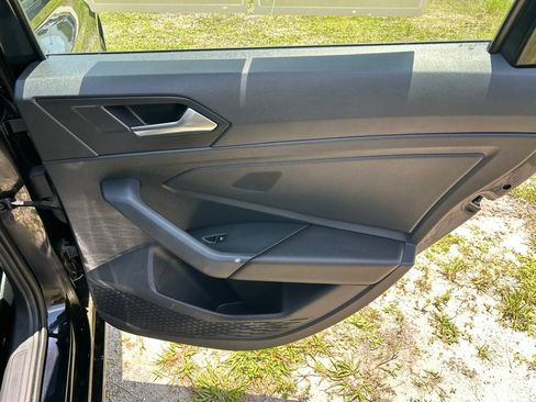 Used 2023 Volkswagen Jetta SE w/ Panoramic Sunroof Package FWD image 47