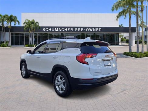 Used 2019 GMC Terrain SLE w/ Driver Convenience Package image 5